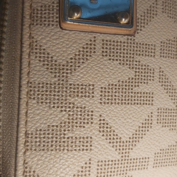 MICHAEL KORS WALLET - Picture 12 of 12